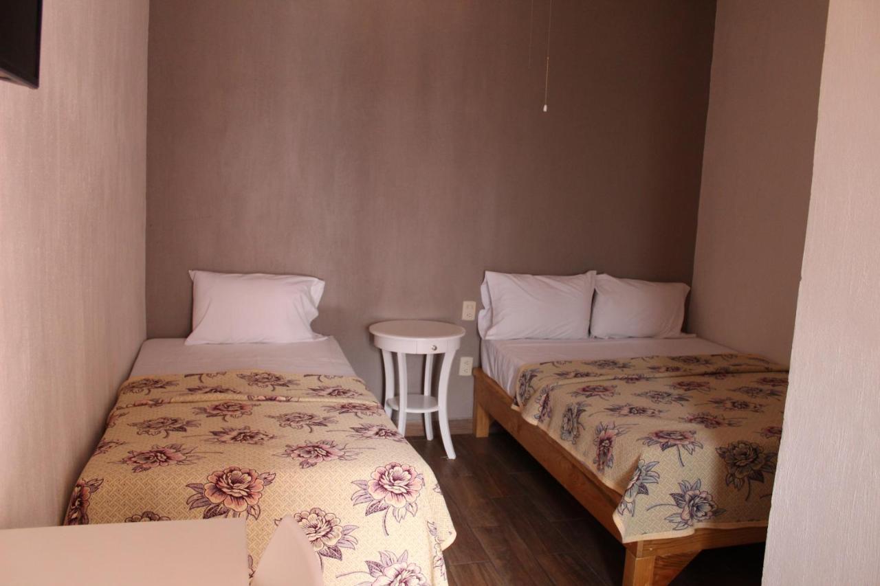 Hotel El Rinconcito Yuriria Gto 外观 照片